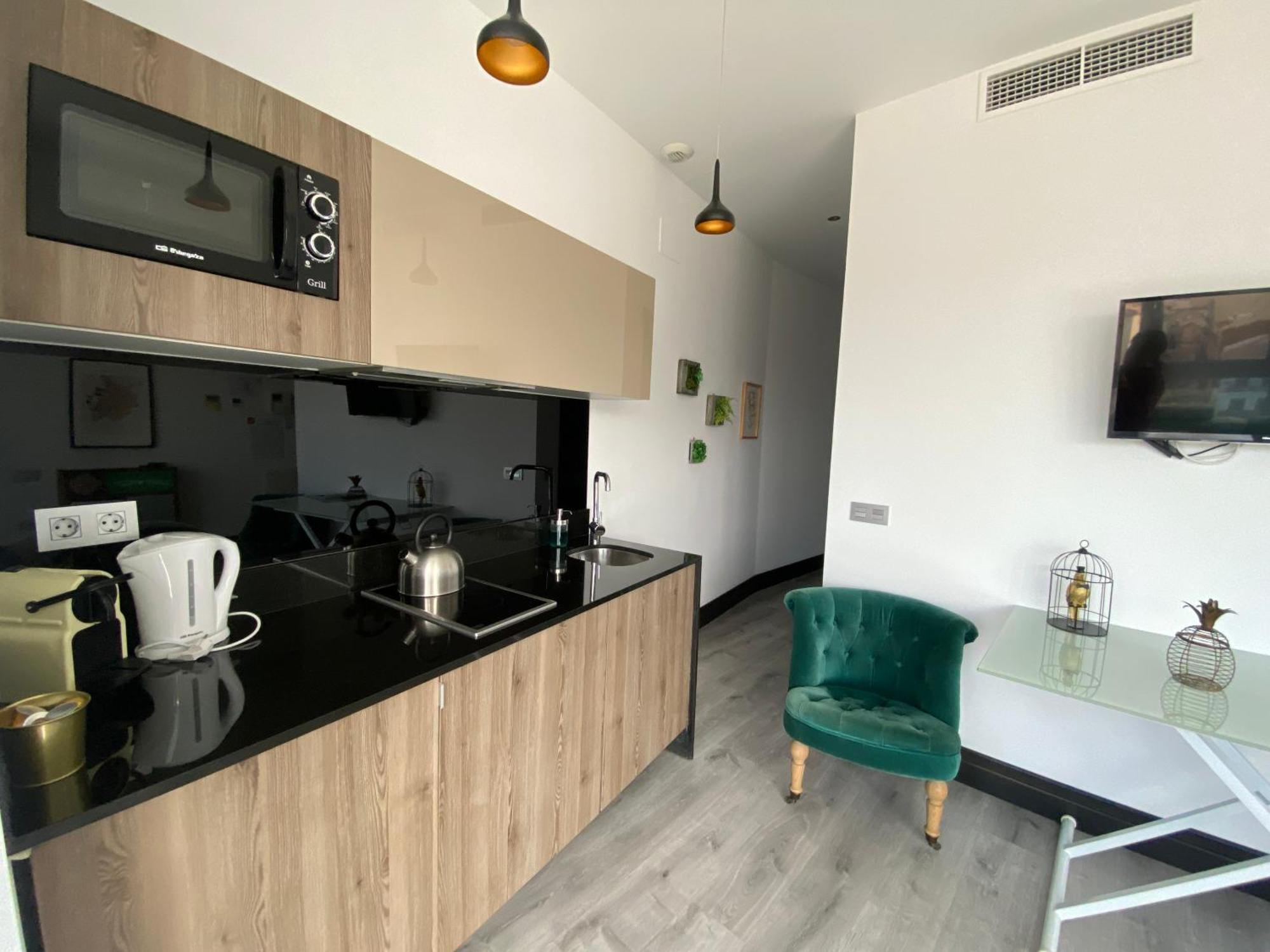 Stay U-Nique Apartments Rosaleda Malaga Bagian luar foto