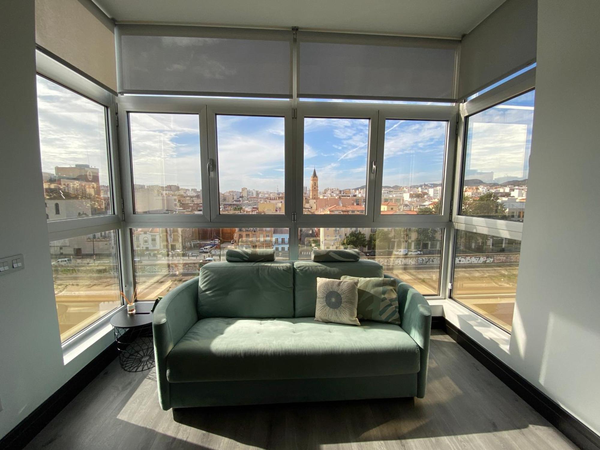 Stay U-Nique Apartments Rosaleda Malaga Ruang foto