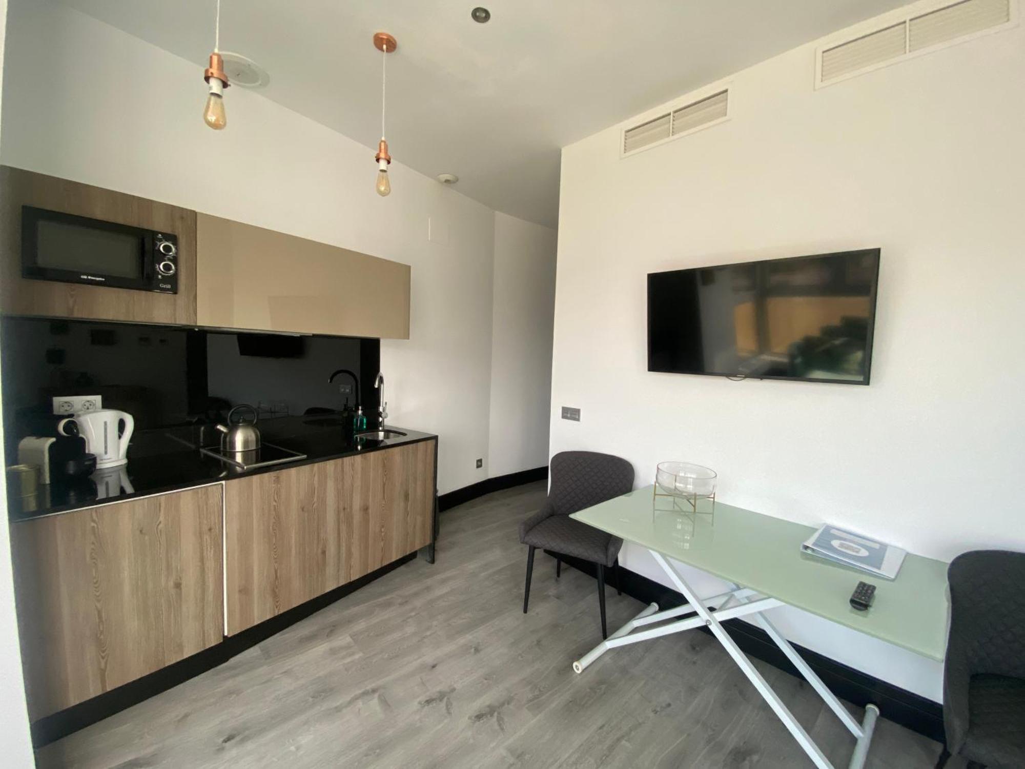 Stay U-Nique Apartments Rosaleda Malaga Bagian luar foto